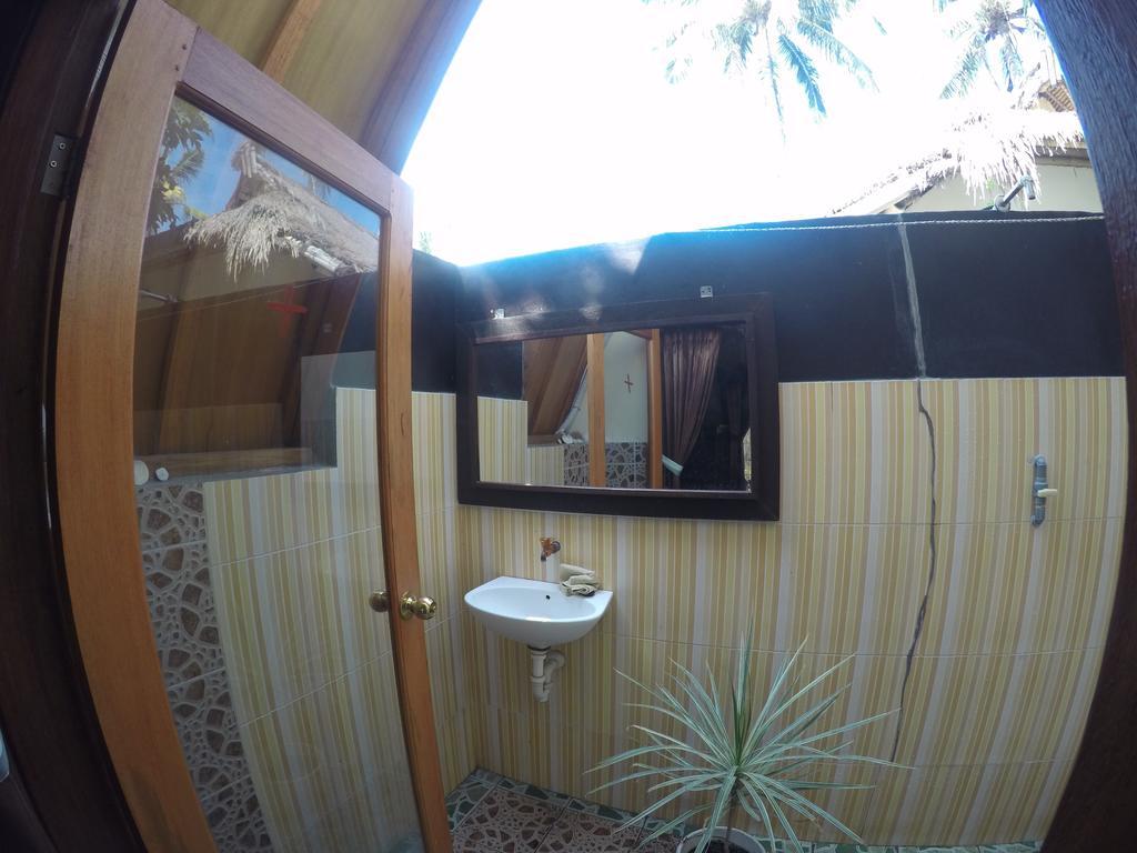 Hello Lumbung Homestay Gili Air Exterior photo