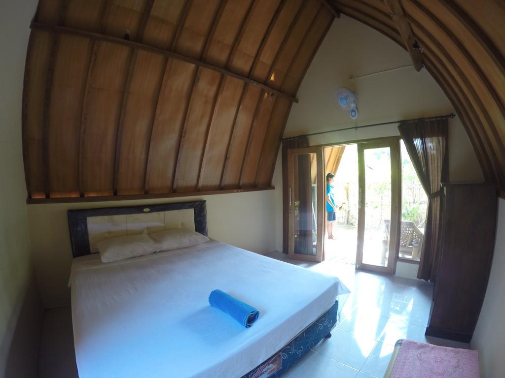 Hello Lumbung Homestay Gili Air Exterior photo