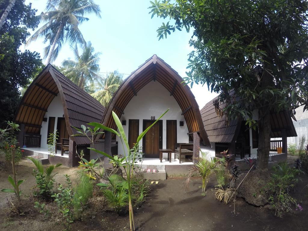 Hello Lumbung Homestay Gili Air Exterior photo