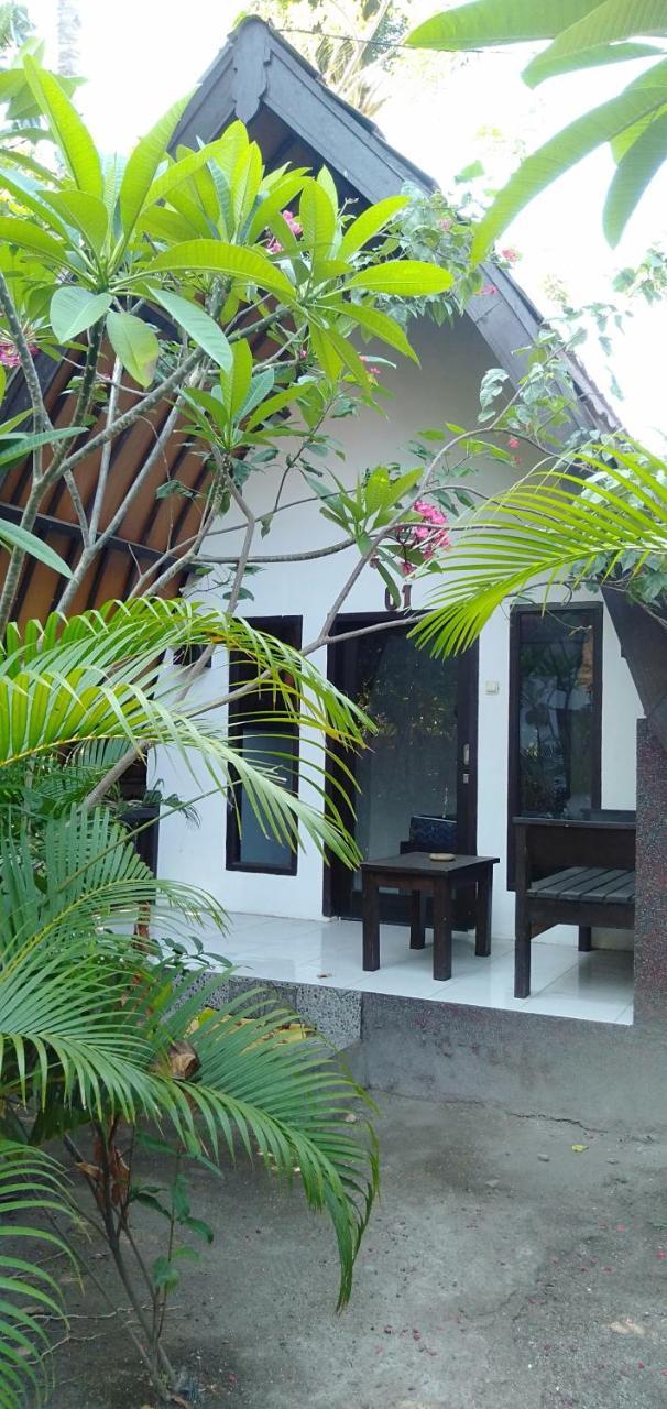 Hello Lumbung Homestay Gili Air Exterior photo
